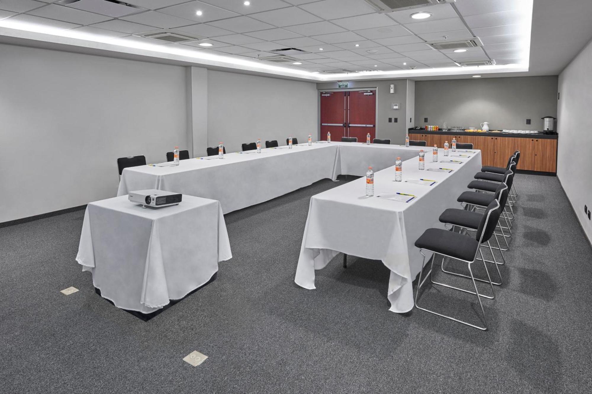 City Express By Marriott Tampico Exterior photo