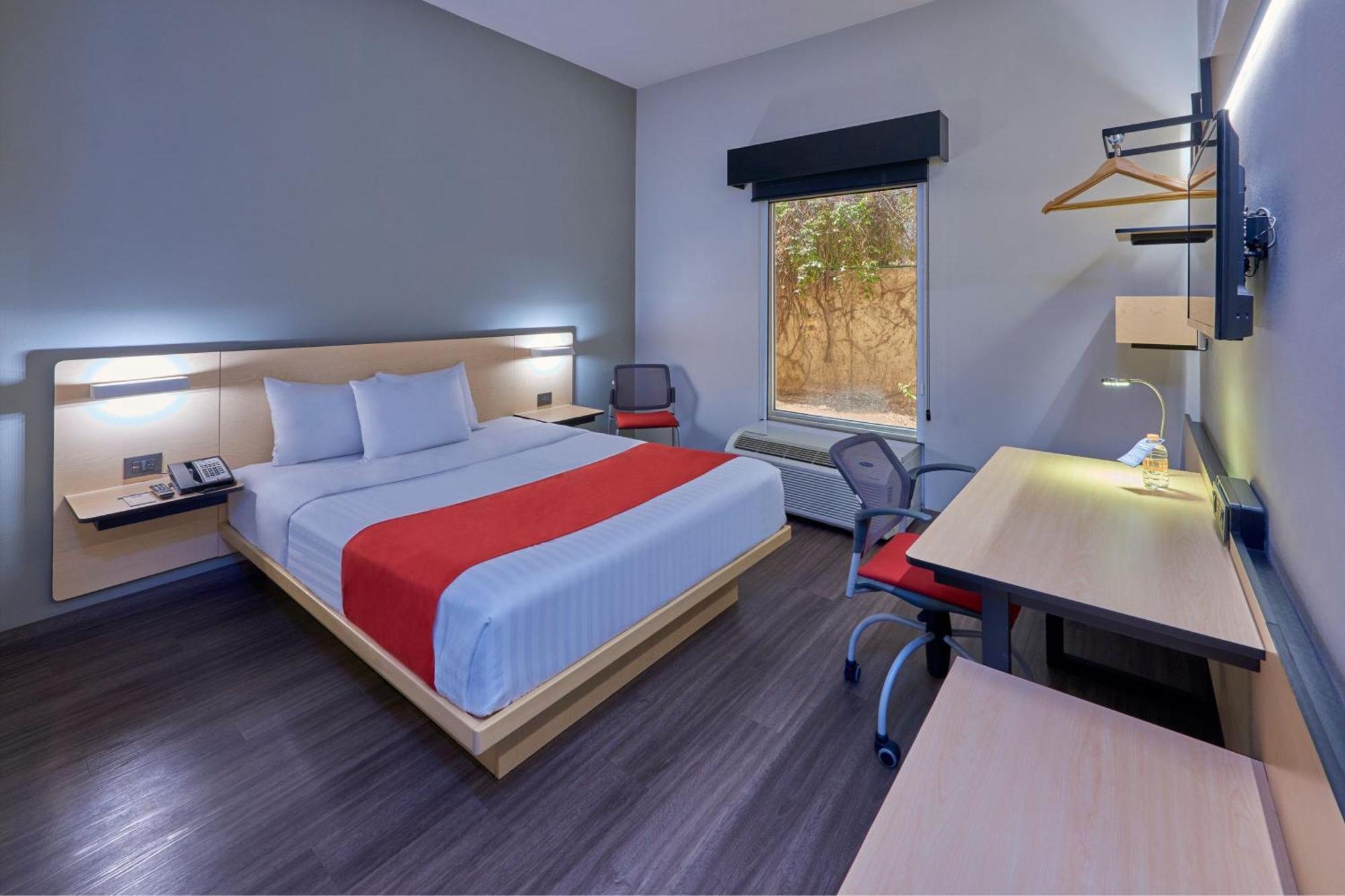 City Express By Marriott Tampico Exterior photo
